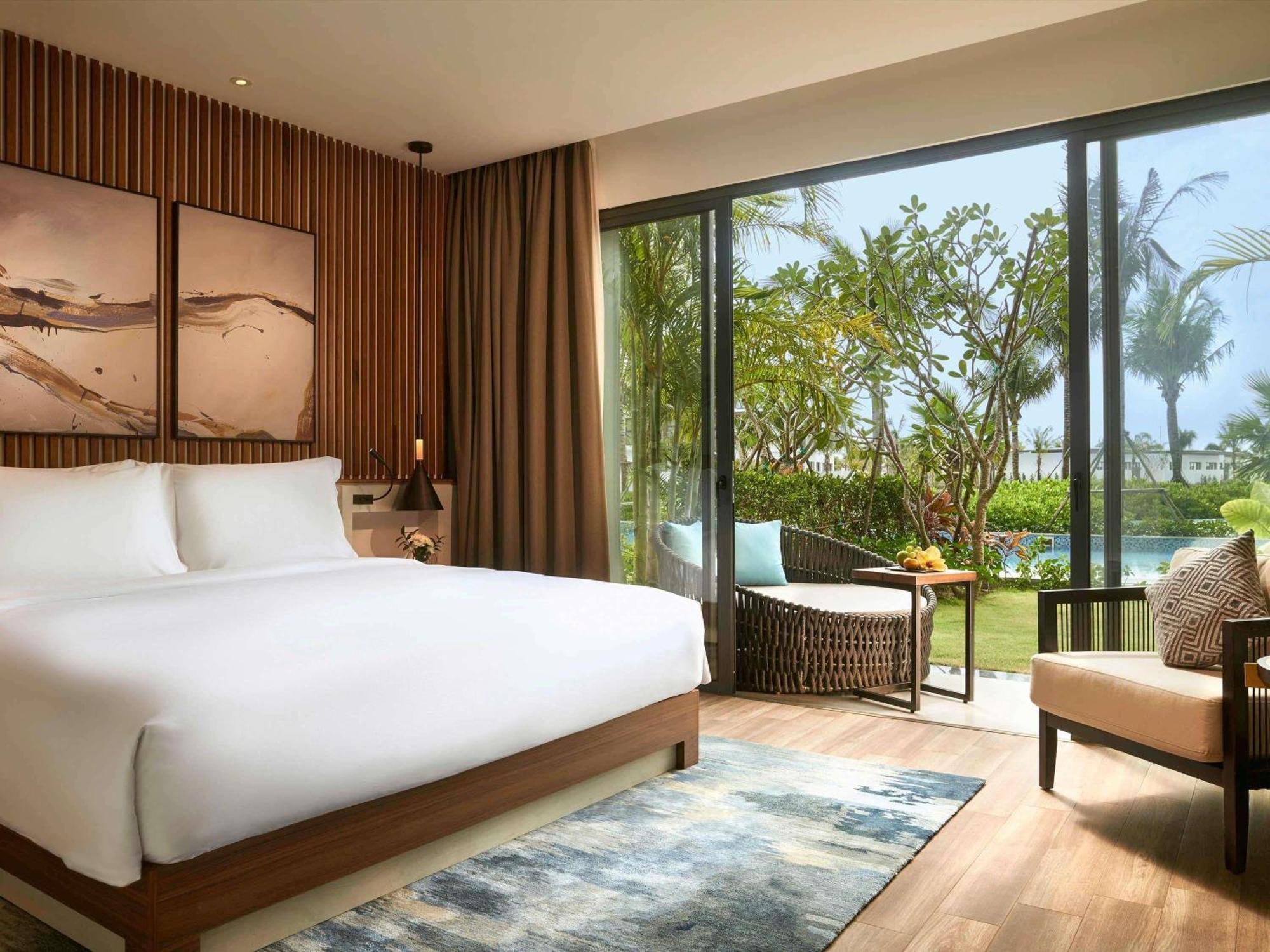 Phòng Studio Có Giường Cỡ King, Ban Công Và Lối Dẫn Ra Hồ Bơi